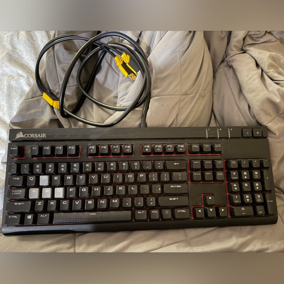 Corsair Keyboard - Picture 2 of 2